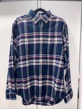 Vineyard Vines Men’s Classic Navy Plaid Button-Down Shirt